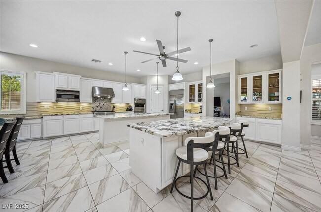 Building Photo - 47 Grand Masters Dr