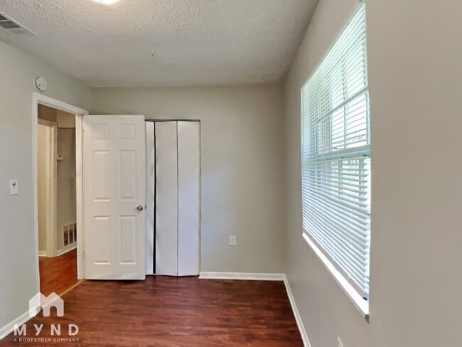 Building Photo - 4053 Doster St SW