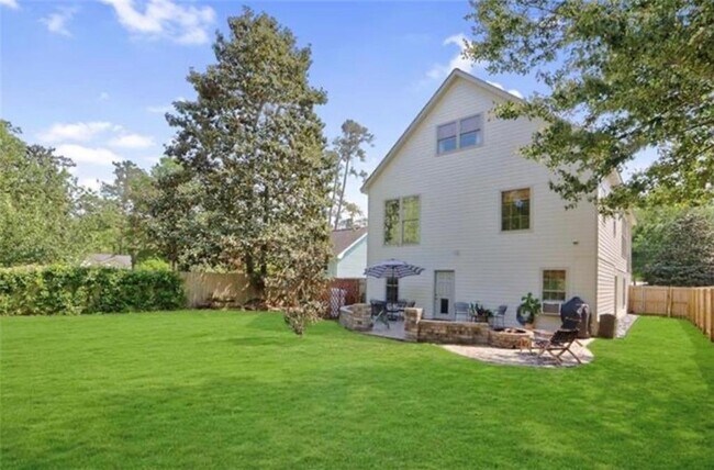 Building Photo - 18123 Cusachs Dr