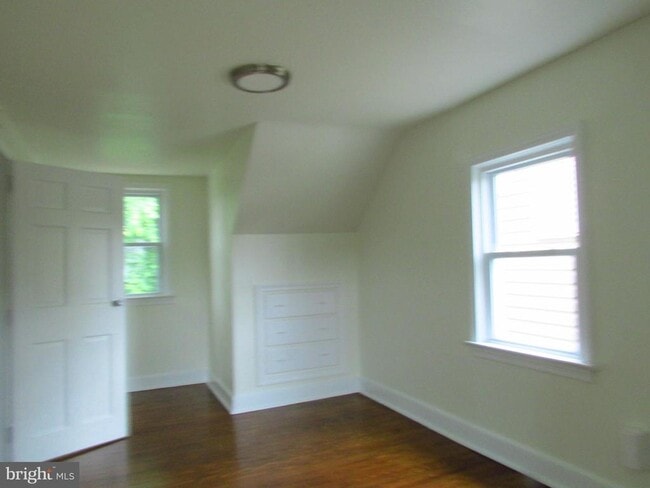 Building Photo - 410 Pennewill St