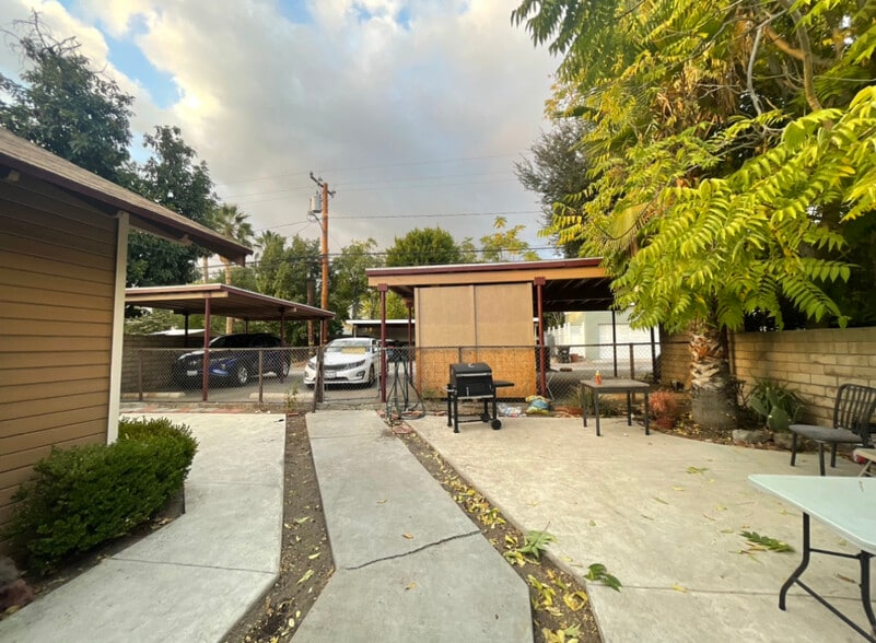 Carport - 223 E Colorado Blvd