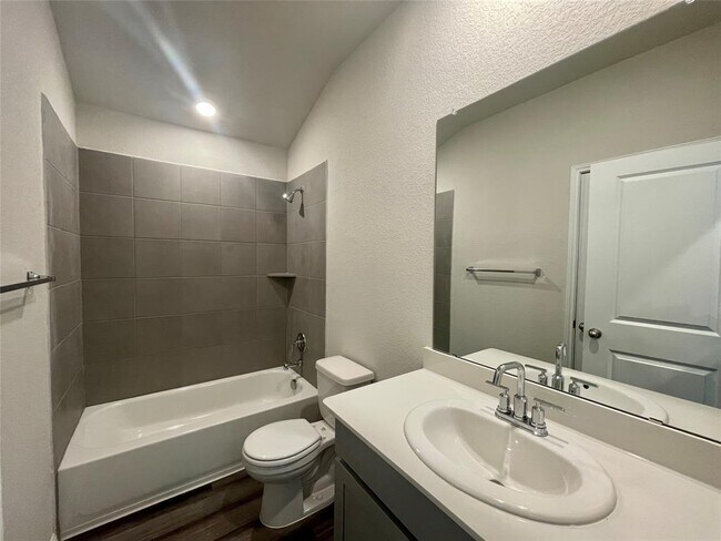 Building Photo - 111 Ostracoda Ln