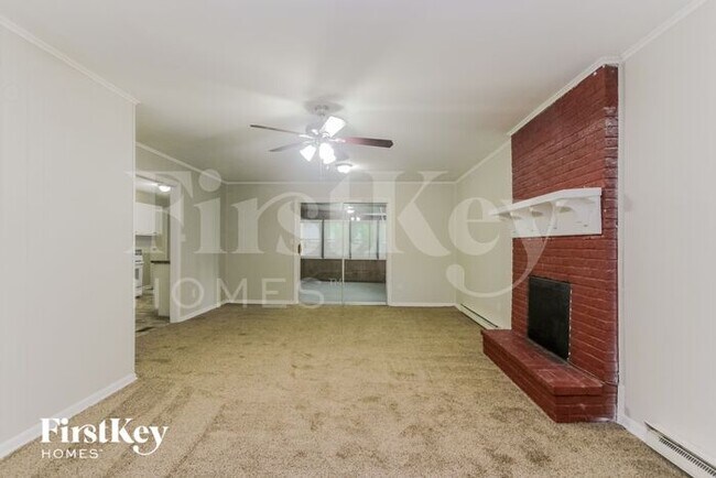 Building Photo - 6902 Echo Ln