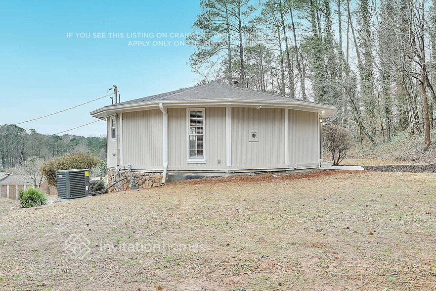 Building Photo - 194 Eagle Ct