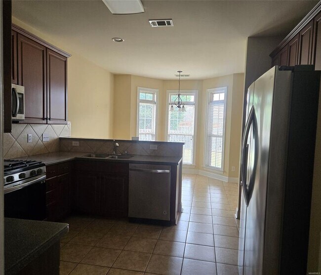 Building Photo - 8918 Autumnbrooke Way