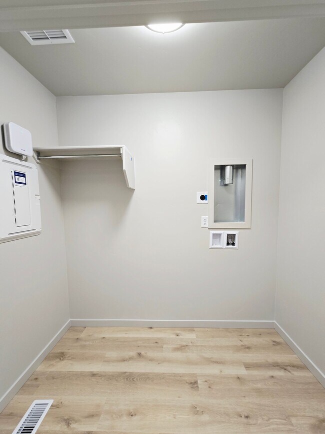 Building Photo - 2786 Caspian Wy