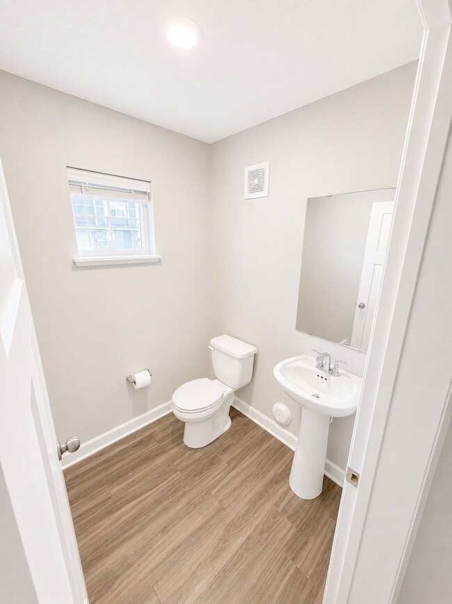 Building Photo - 9484 Bridle Way