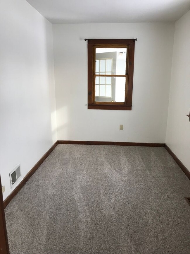 Building Photo - 328 Washington Ave