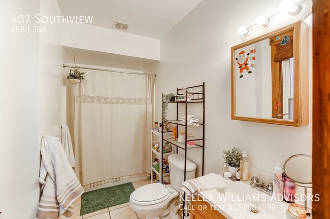 Building Photo - 407 Southview-