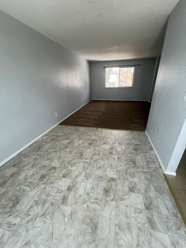 Building Photo - Four Bedroom Home in Cimarron Hills