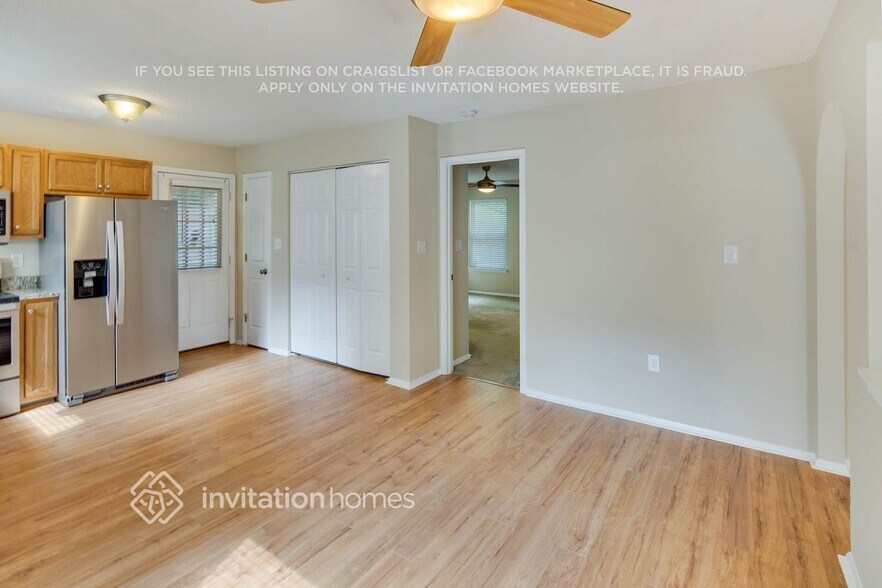 Building Photo - 128 Pratt St