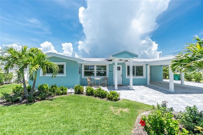 Building Photo - 1265 Holiday Dr