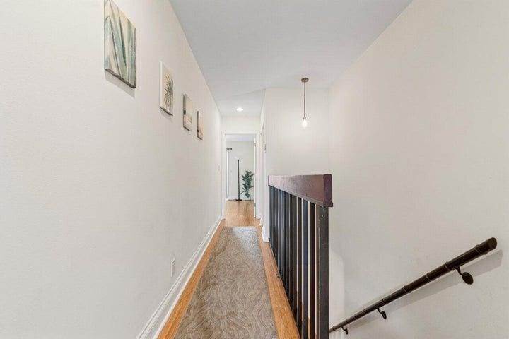 Building Photo - 842 SE 19th Ave