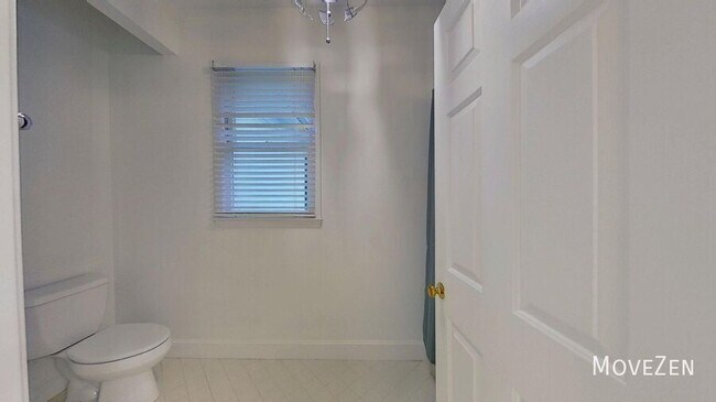 Building Photo - 5630 Colony Crossing Dr