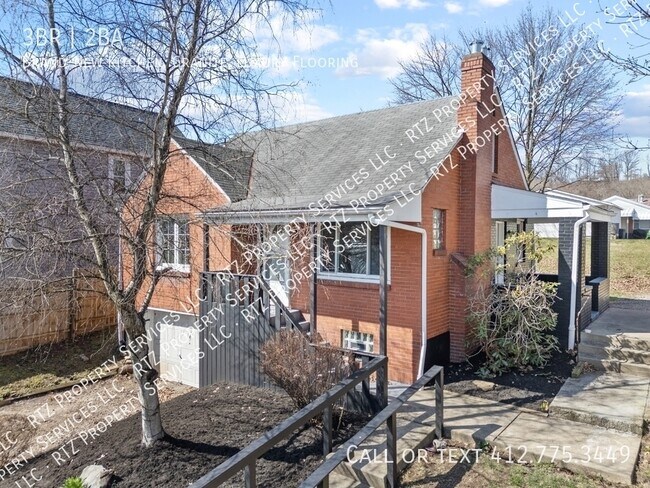 Building Photo - 2904 H St