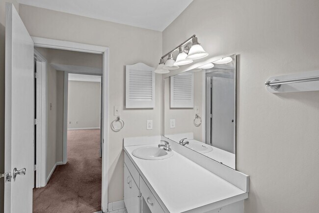 Interior Photo - Neuse Woods Apartments