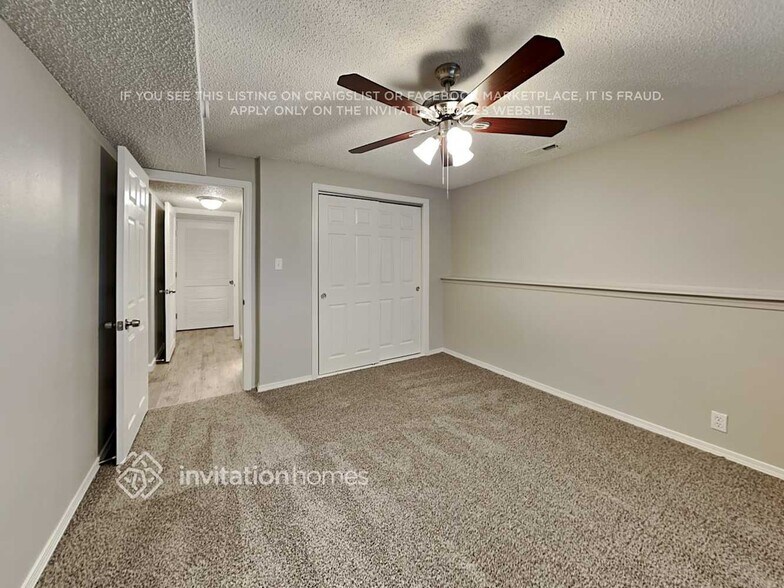 Building Photo - 5004 Hackamore Dr N