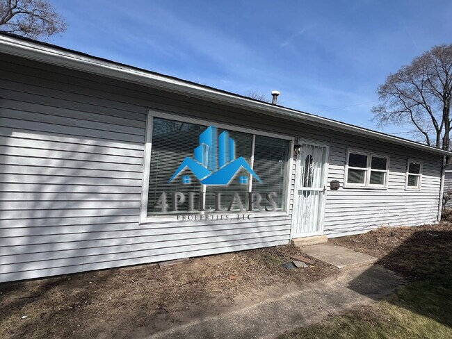 Building Photo - "Beautiful 3-Bedroom Home with Ample Storage in Hammond, IN!"