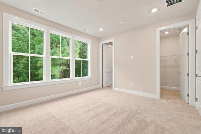 Building Photo - 11152 Lanier Farm Lp