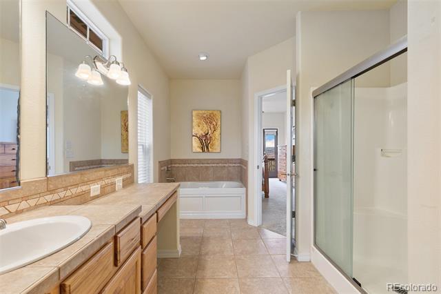 Building Photo - 2060 Cheyenne Summer View