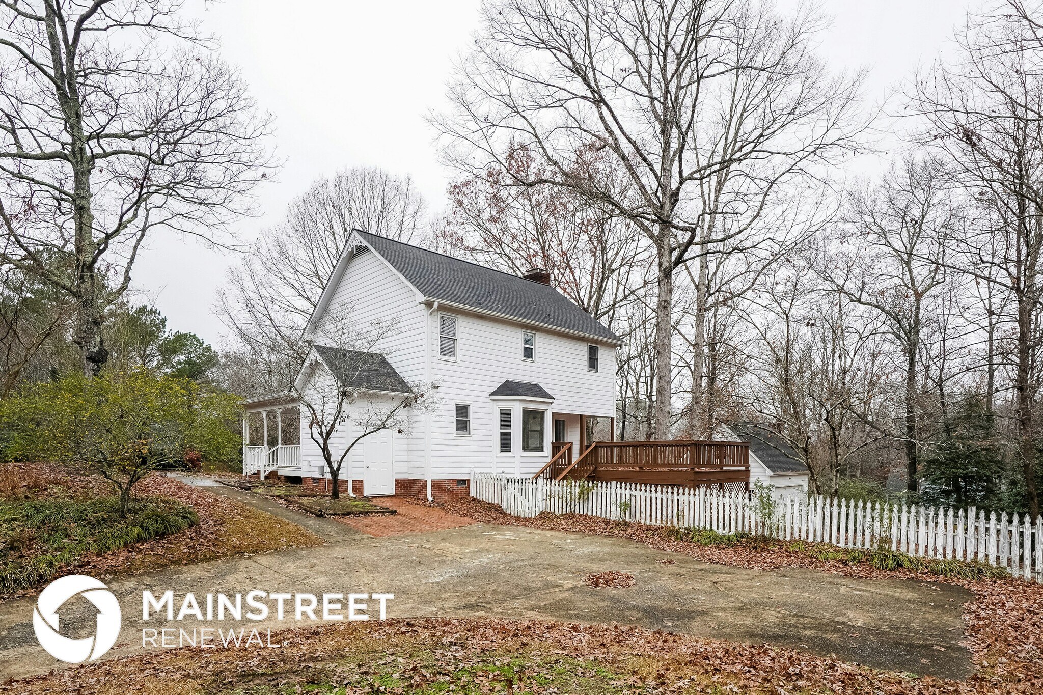 Building Photo - 7103 Chase Cir