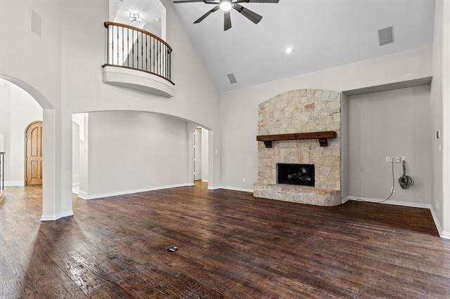 Building Photo - 4542 Carraway Dr