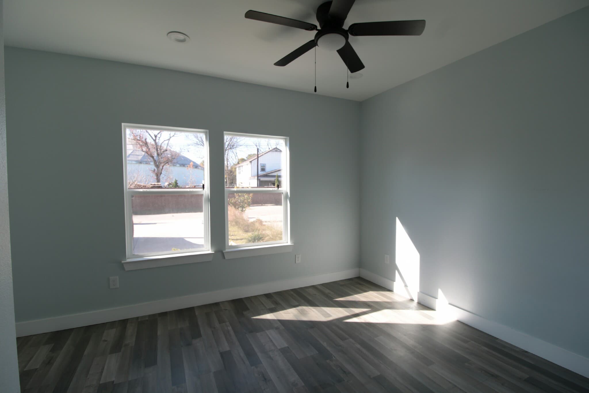 Building Photo - 7502 Sandle St