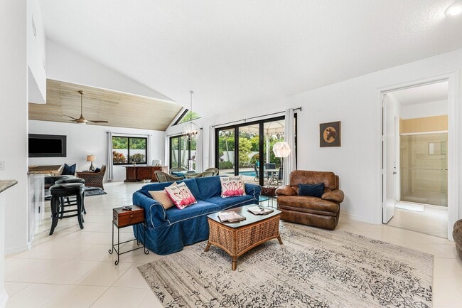 Building Photo - 2601 Sheltingham Dr