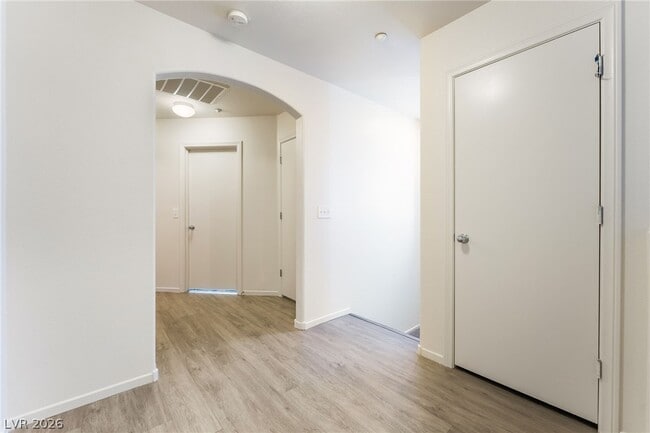 Building Photo - 9004 Successful Ct