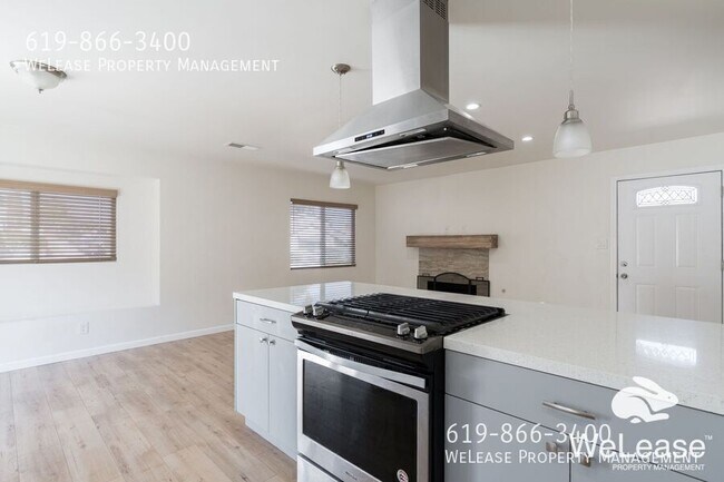 Building Photo - 2666 Rhoades Rd