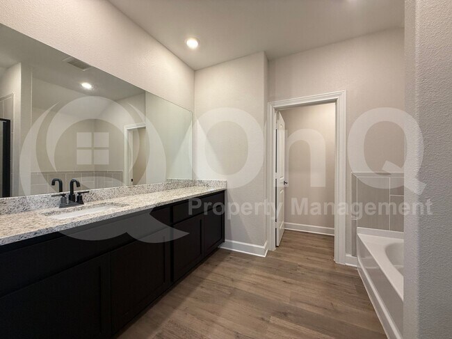 Building Photo - 1000 Princeton Hts Blvd