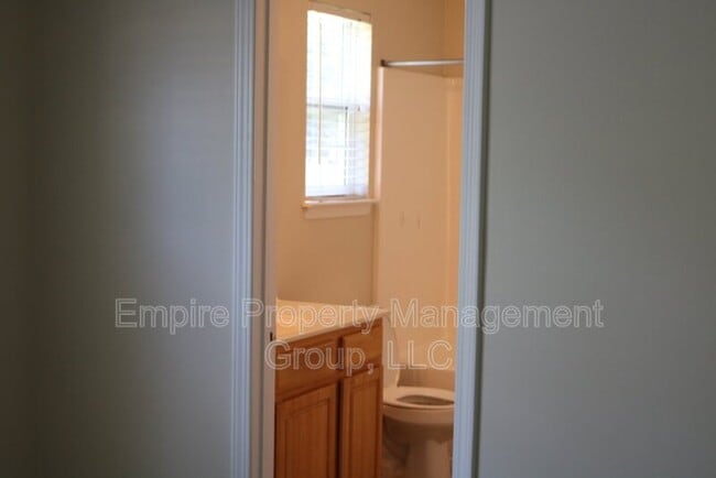 Building Photo - 341 Cane Brake Cir