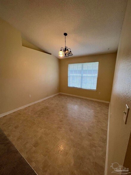 Building Photo - 4966 Berkeley Forest Blvd