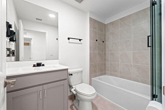 Building Photo - 4370 Pond Lily Ln