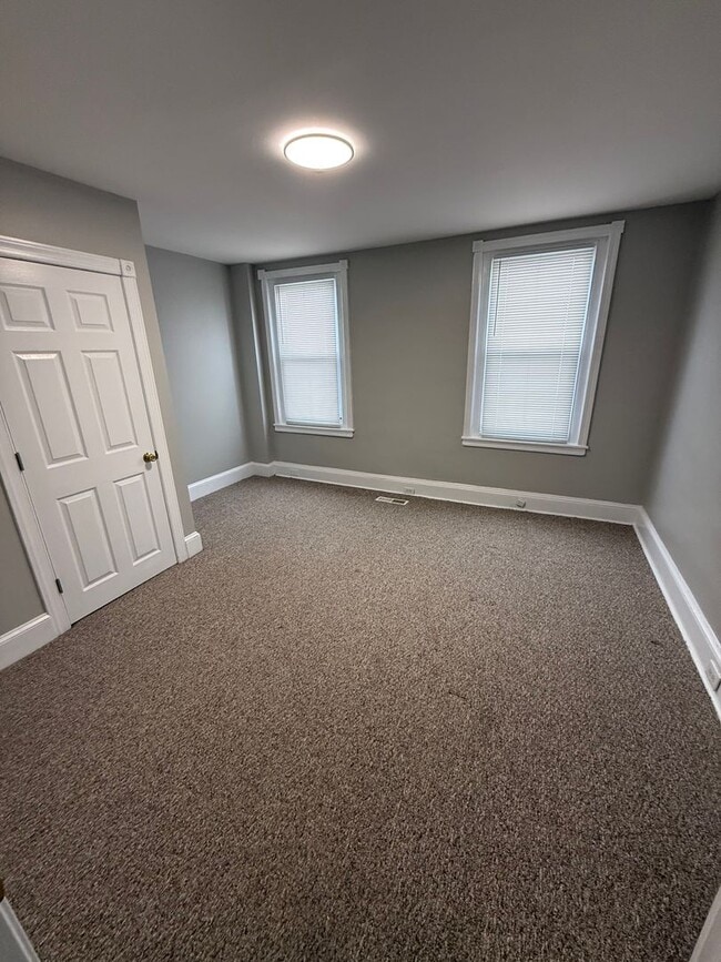 Building Photo - Broad & Porter-2 bedroom-Prime South Philadelphia