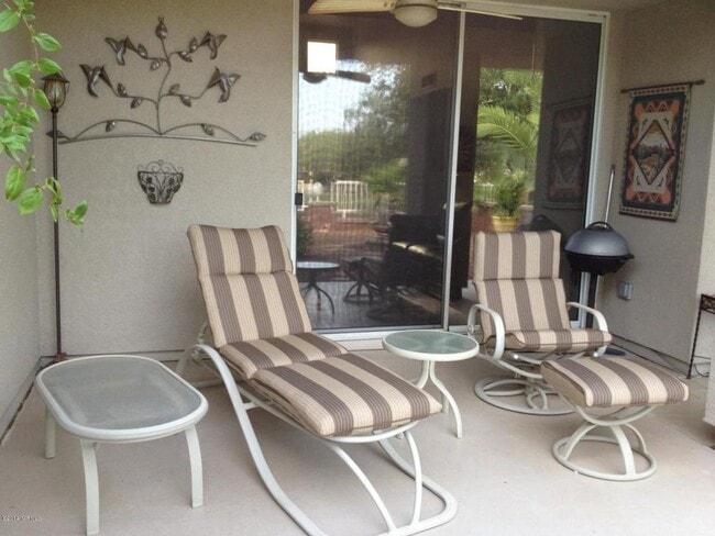 Building Photo - Tucson National Fully Furnished Home on the Golf Course