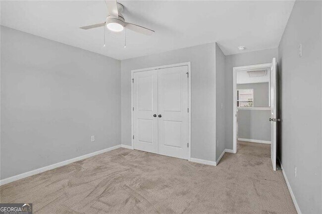 Building Photo - 616 Blue Ash Ct