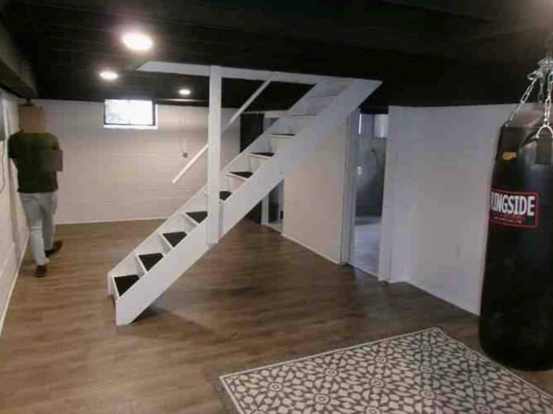 Building Photo - 329 Margaret Ave