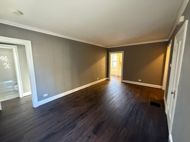 Building Photo - 1624 Washington St