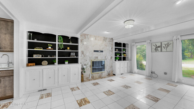 Building Photo - 8116 Montero Dr