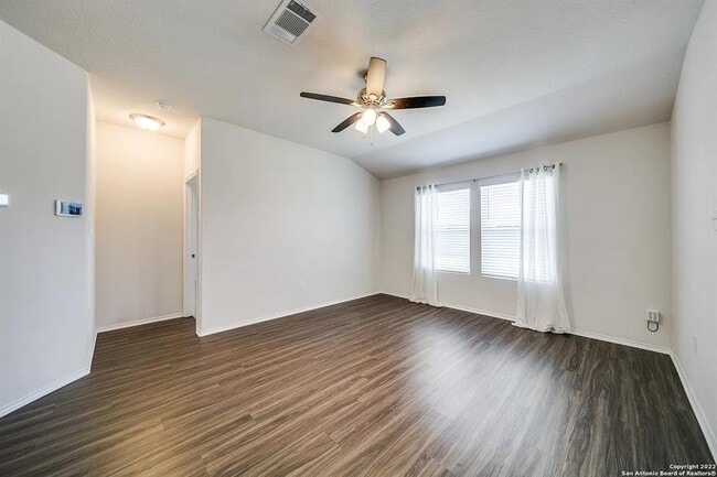 Building Photo - 509 Moonvine Way