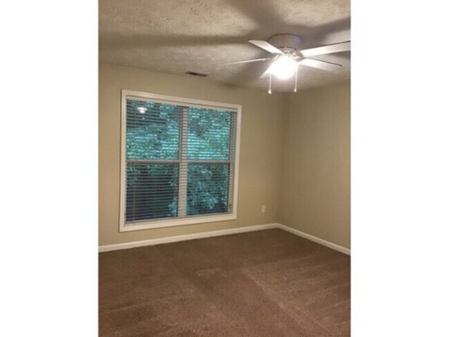 Building Photo - 1925 3 Sardonyx Road, Fayetteville, Nc 28303