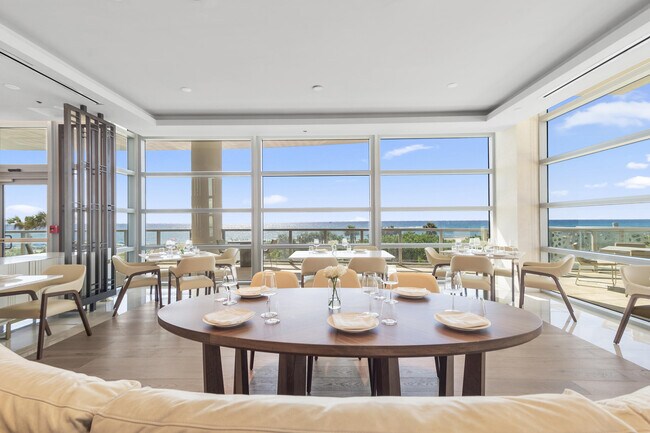 Building Photo - 3100 N Ocean Dr