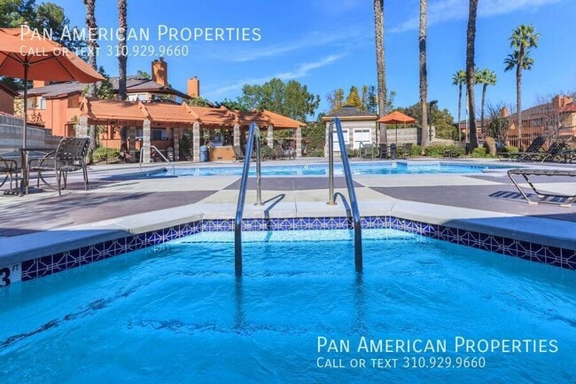 Building Photo - 26130 Laguna Ct