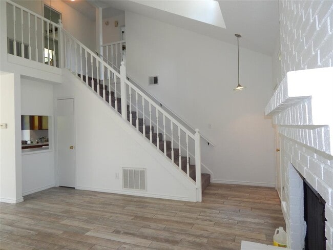 Building Photo - 2503 Autrey Dr