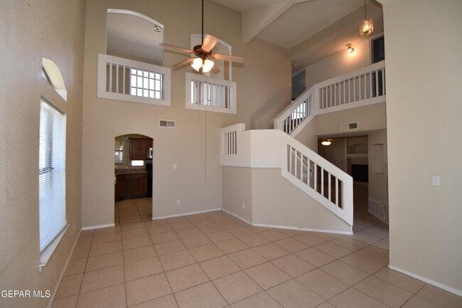 Building Photo - 10830 Elise St