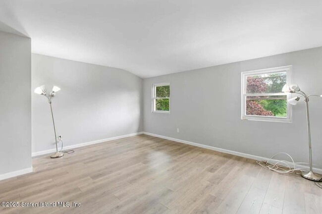 Building Photo - 1630 Forest Hill Rd