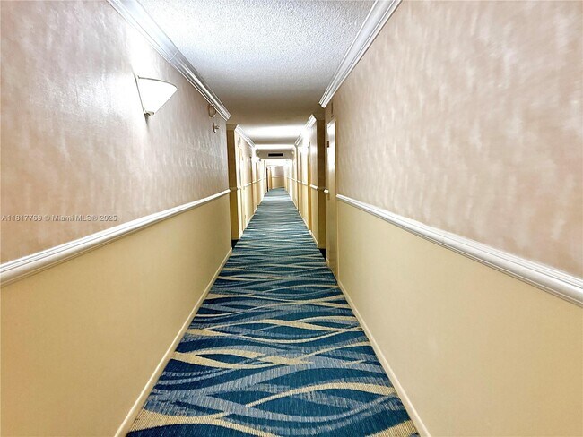Building Photo - 3800 S Ocean Dr