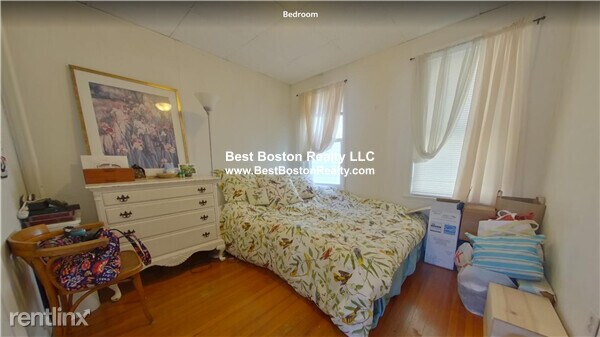 Building Photo - 82 Concord Ave