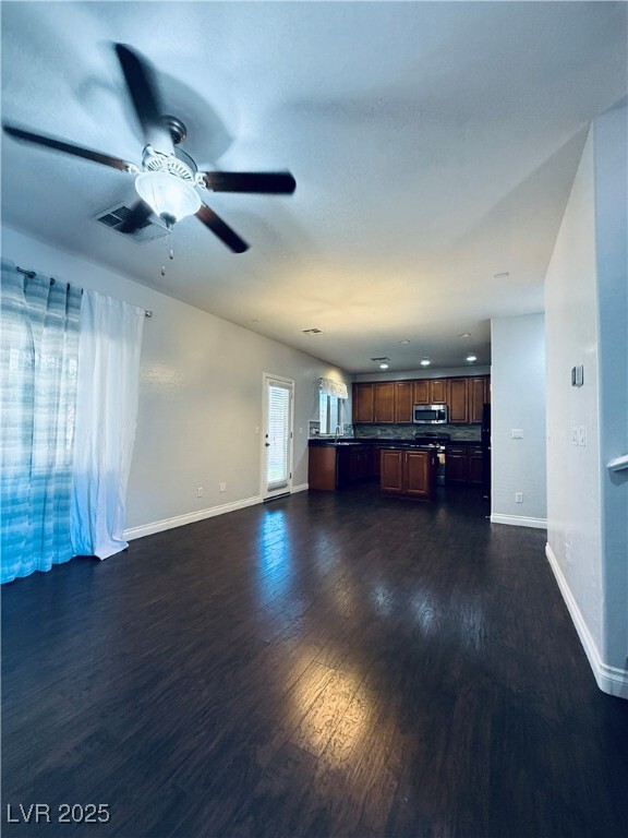 Building Photo - 693 Calamus Palm Pl